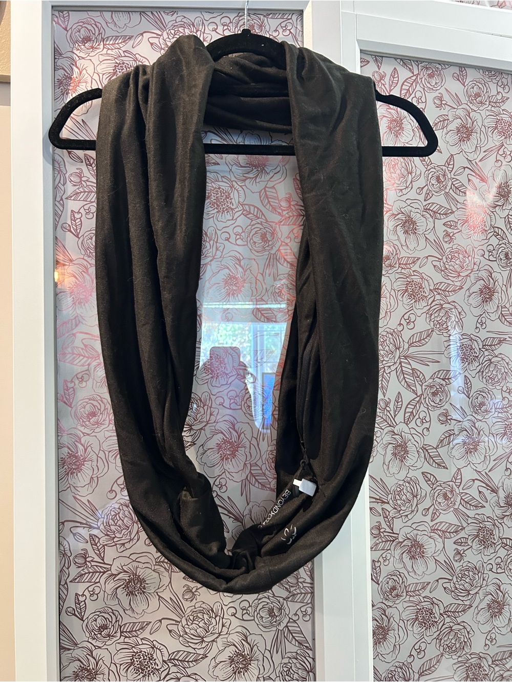 Beyond Yoga Black Infinity Scarf